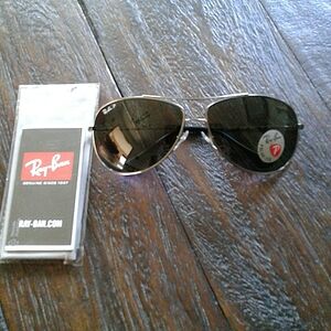 Authentic Ray ban RB3293 polarized sunglasses.